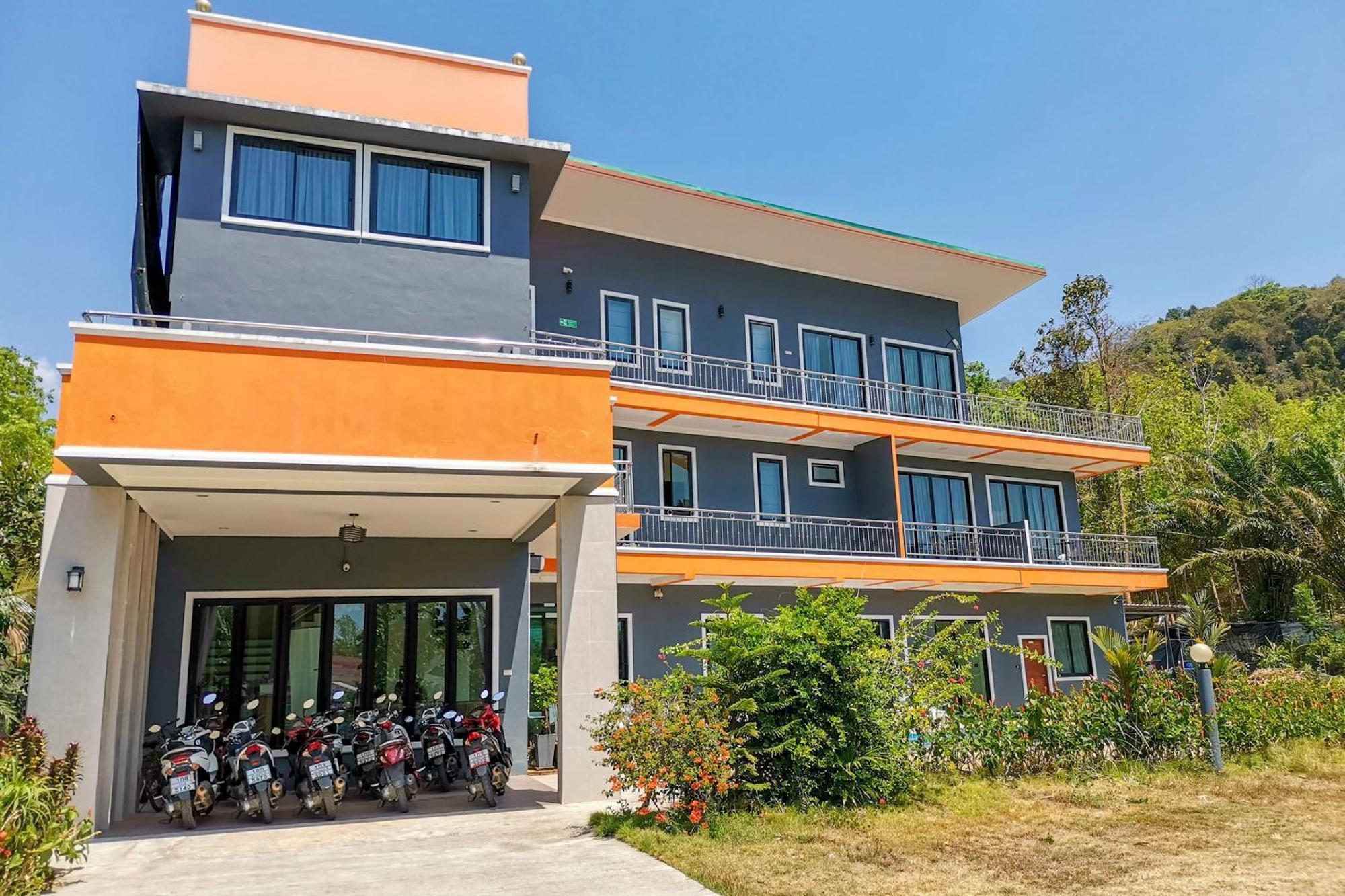 Oyo 665 Sj House Hotel Krabi town Exteriör bild