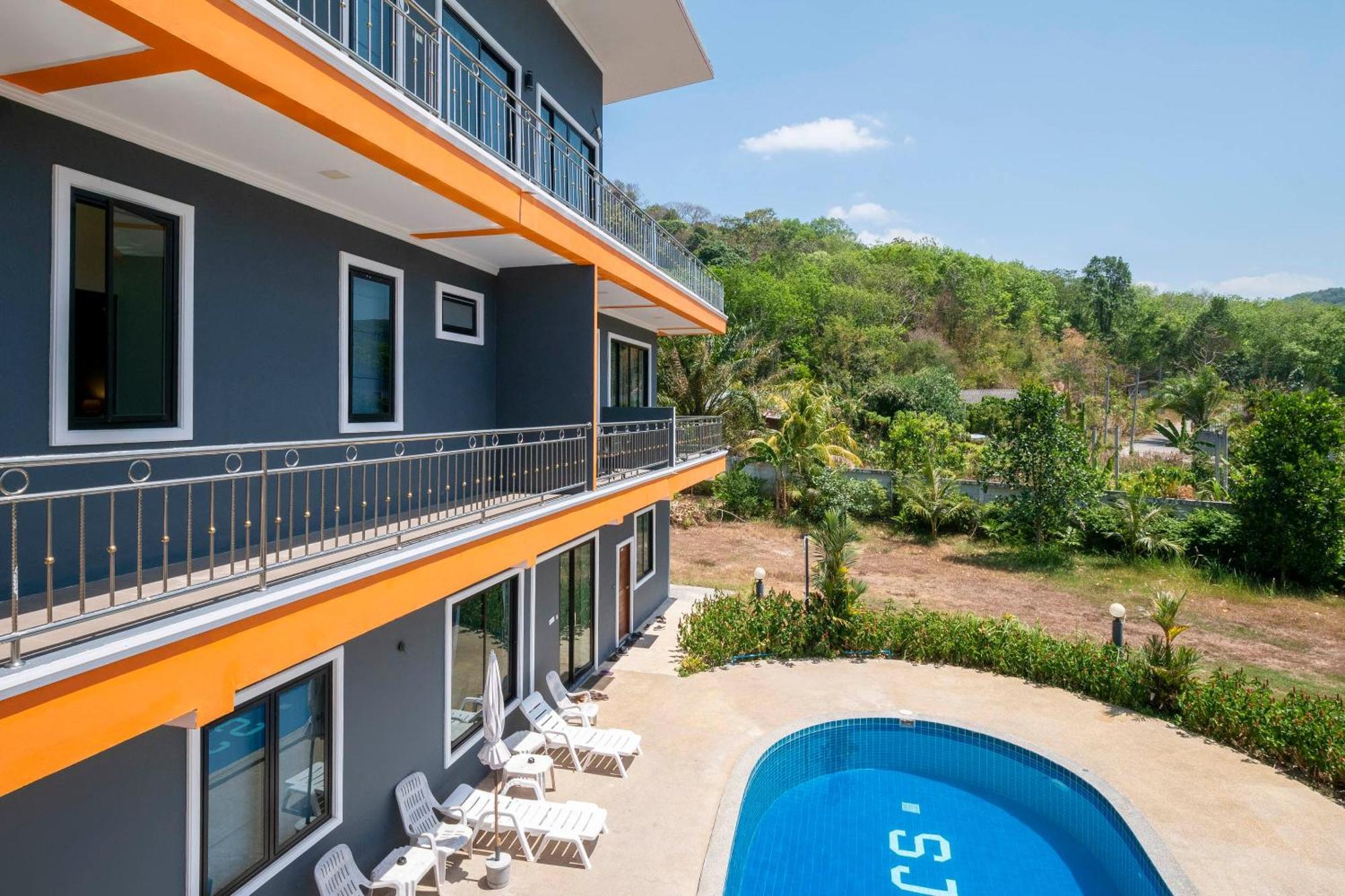 Oyo 665 Sj House Hotel Krabi town Exteriör bild